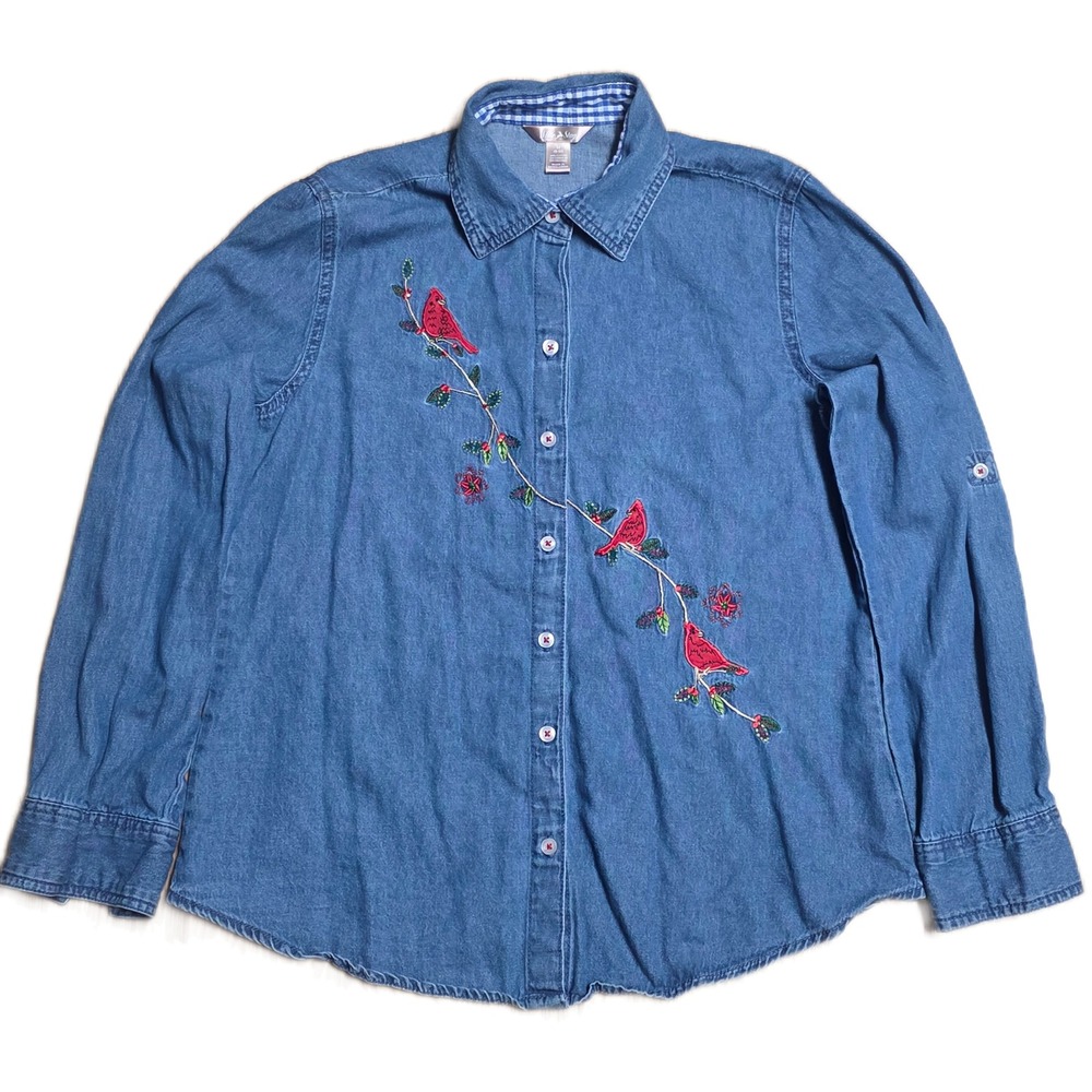 White Stag Denim Shirt Cardinal Embroidered Women's‎ Size M Blue Long Sleeve